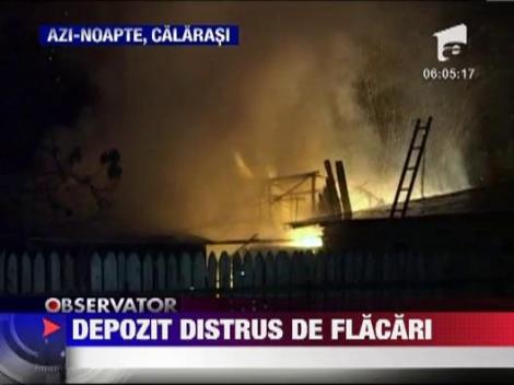 Calarasi: Incendiu la un depozit de lemne