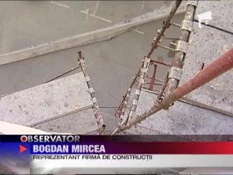 Imagini incredibile in capitala cu prabusirea schelelor