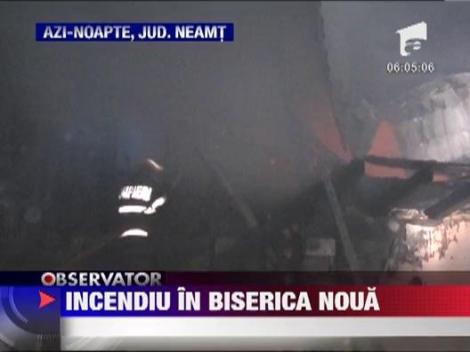 Biserica inghitita de flacari in Neamt