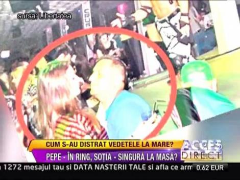 Afla cum s-au distrat vedetele la mare