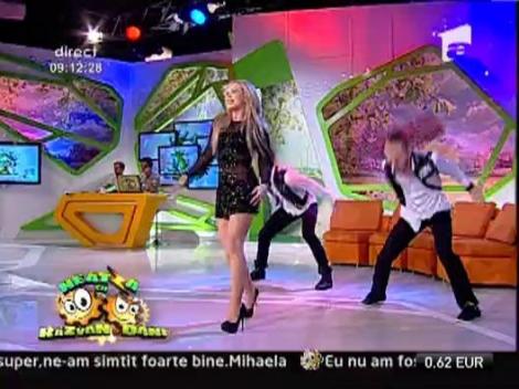 Xonia - Take My Beath Away