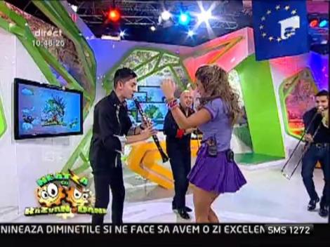 Mahala Rai Banda - Ding deng dong