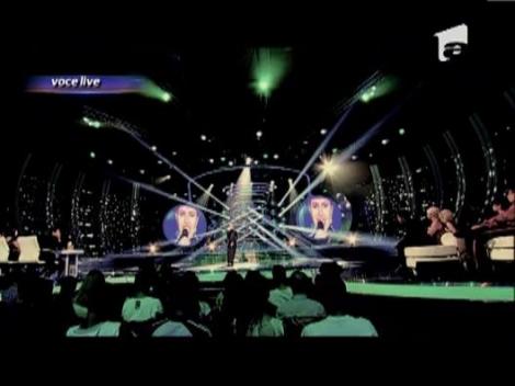 Lora o imita pe Sinead O'Connor - Nothing compares 2 U