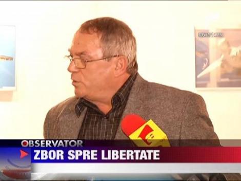 Doi mecanici, fugiti din Romania acum 25 de ani, au revenit in tara