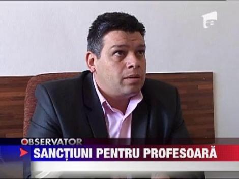 Profesoara acuzata ca a avut o relatie cu unul dintre elevii sai, sanctionata cu 15% din salariu