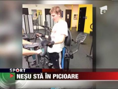 Mihai Nesu sta in picioare!