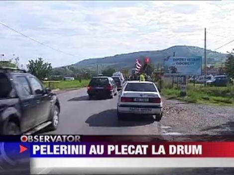 Pelerinii catolici au plecat la drum