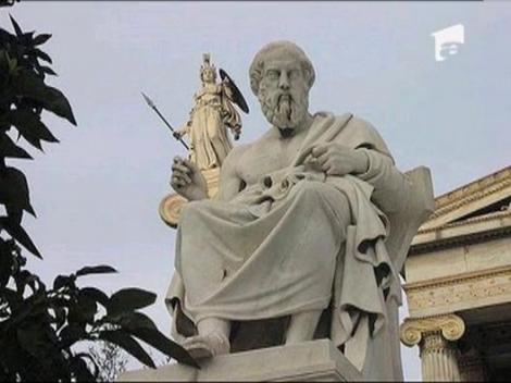 2.500 de ani de la moartea sa, Socrate a fost achitat de un tribunal international