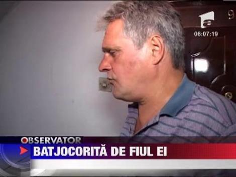 Si-a batut mama cu salbaticie si apoi a violat-o!