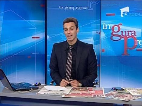 Pisica lui Karl Lagerfeld are iPad si doua servitoare ‎