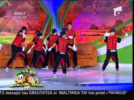 Celebrity School, demonstratie de dans