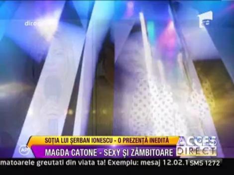 Magda Catone, sexy si zambitoare