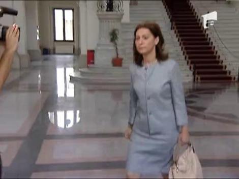 Sorina Placinta si-a insotit fiul la Curtea de Apel