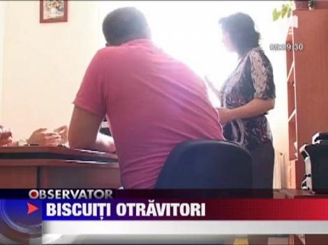 Zece elevi din Targoviste s-au intoxicat cu biscuiti expirati