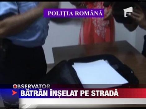 Batran inselat in strada