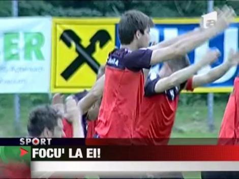 Foc in cantonamentul Stelei!