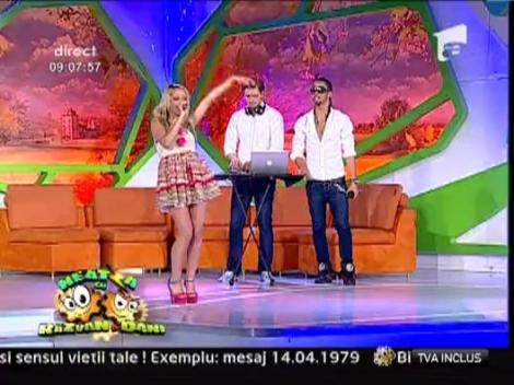 Eila feat. Glance - Slow