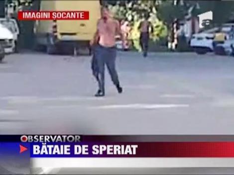 Scene socante la Tulcea! Trei barbati s-au batut in strada pentru o camera video!