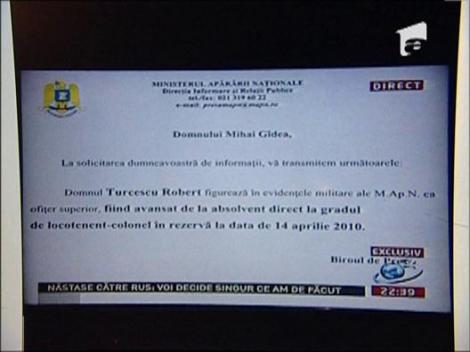 Mircea Badea: "Poate ca Robert Turcescu nu are doar stagiul militar nesatisfacut"