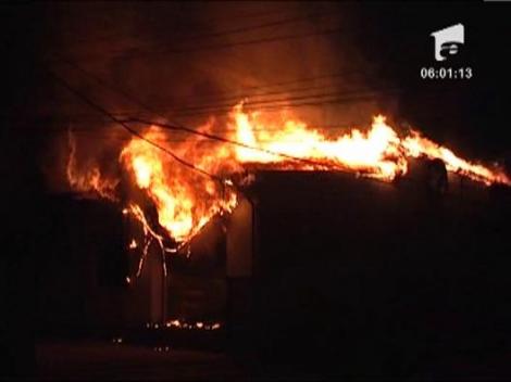 Brutarie distrusa de un incendiu puternic