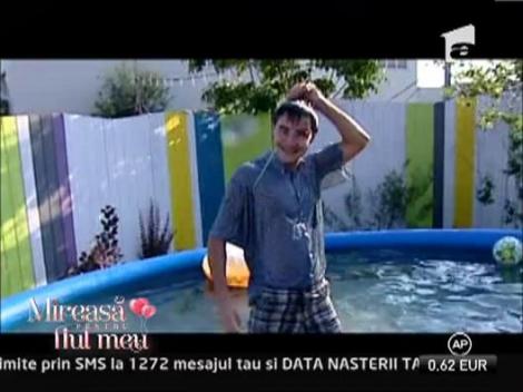 Octavian l-a imitat pe Fernando de la Caransebes pentru vacanta din Turcia!