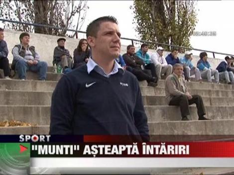 Dorinel asteapta intariri