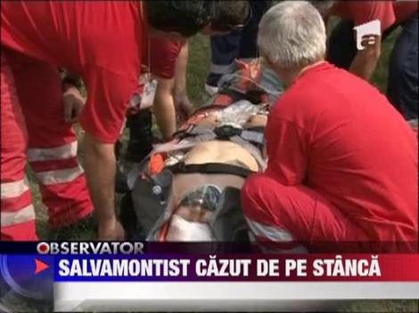 UPDATE / Salvamontist cazut de pe stanca