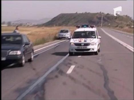 Un motociclist a ars de viu dupa ce a provocat un accident auto