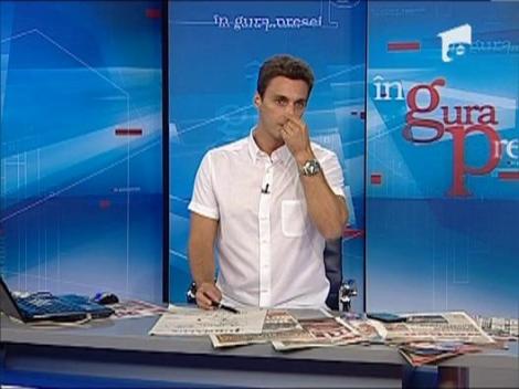 Mircea Badea, pe contul de Twitter al lui Basescu: "Sunteti un presedinte money-taste"