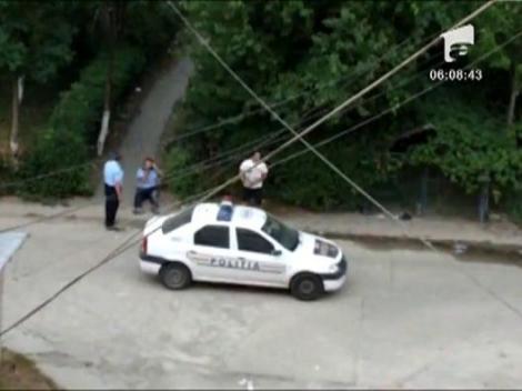 Bacau: Politist lovit de o masina