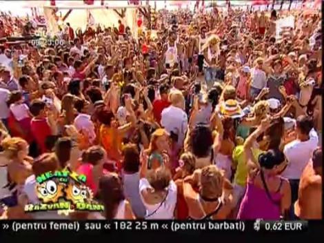 Anda Adam - "Can You Feel Love"