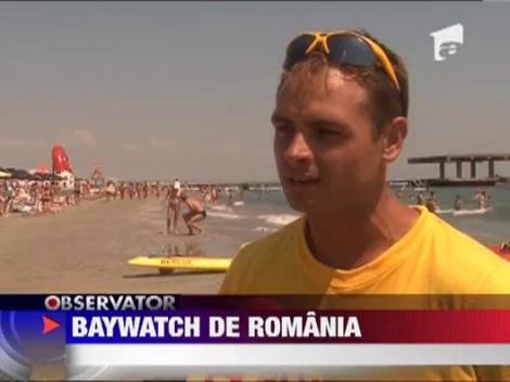 Baywatch de Romania: Salvamarii fac "victime" printre domnisoarele de pe litoral!