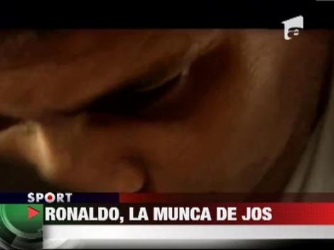 Luis Figo, Ronaldo si Roberto Carlos joaca impotriva saraciei