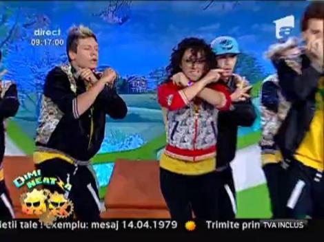 Trouble Crew, miscari de dans memorabile