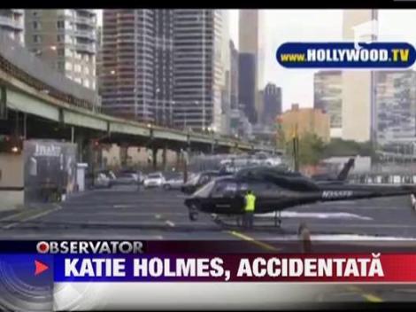 Katie Holmes si fetita ei au fost implicate intr-un accident rutier