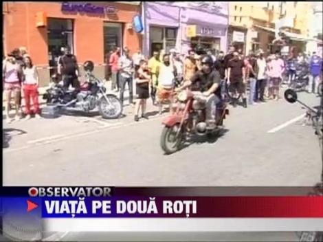 Un barbat in varsta de 70 de ani va parcurge 120.000 de kilometri cu motocicleta!