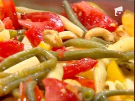 Vladutz gateste: "Salata lejera de fasole"