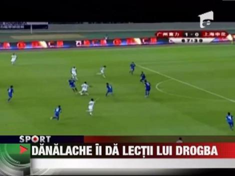 Danalache ii da lectii lui Drogba in China