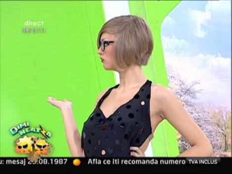 Anca Martin, mers super sexy de Mall