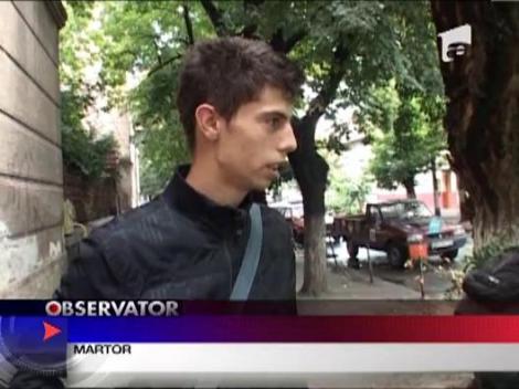 O fetita de trei ani din Arad a cazut intr-un canal neacoperit