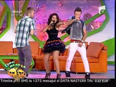 Dee Dee - Running Away