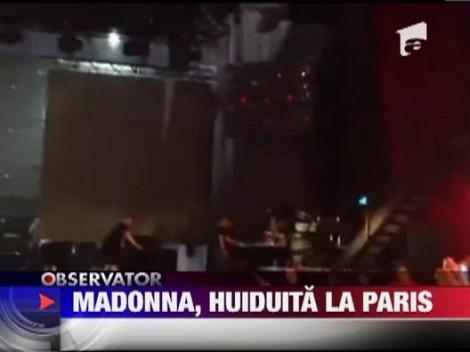 Madonna, huiduita la Paris