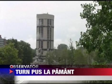 Turn celebru din New York, pus la pamant