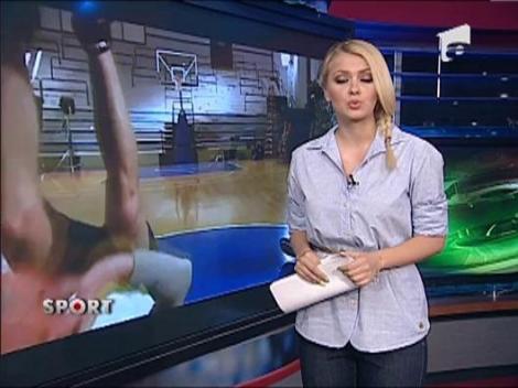 Cos senzational din pozita culcat