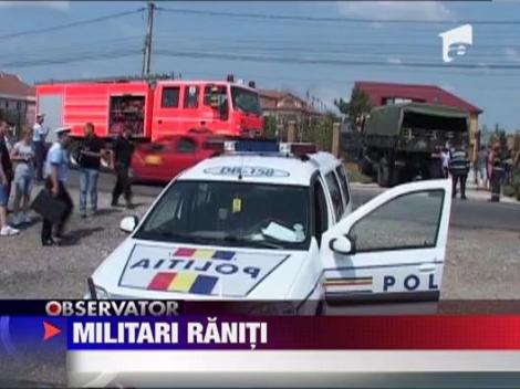 Sapte militari la spital, dupa ce autocamionul in care se aflau a intrat in gardul casei Soranei Carstea