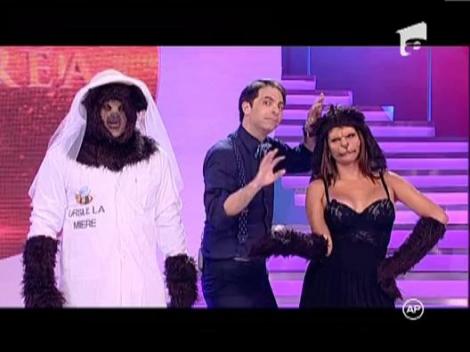 Tabara romanilor a ghicit vedeta! Ionita de la Clejani, in spatele mastii de “Urs"!