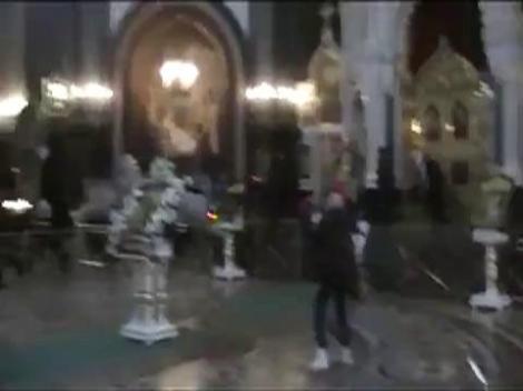 Membrele trupei rusesti "Pussy Riot", condamnate la 3 ani de inchisoare. Madonna sare in apararea lor!