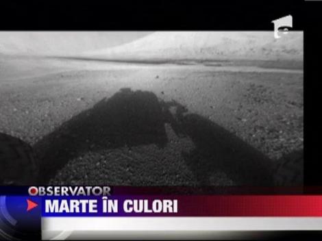 SPECTACULOS: Vezi primele imagini color transmise de Curiosity de pe planeta Marte!