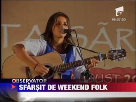 Festivalul de Folk si Balada "Poarta Sarutului " si-a inchis portile