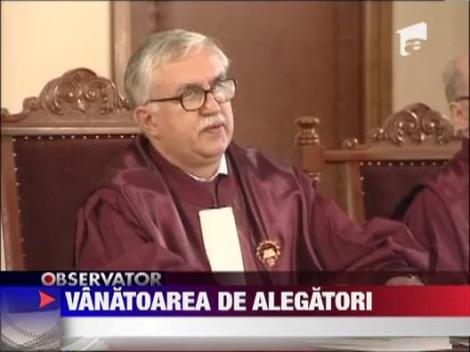 Judecatorii Curtii Constitutionale incearca sa ia o decizie privind referendumul